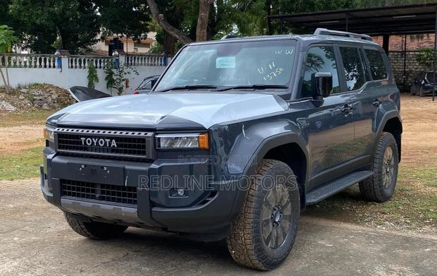 Toyota Land Cruiser Prado 2024 Gray