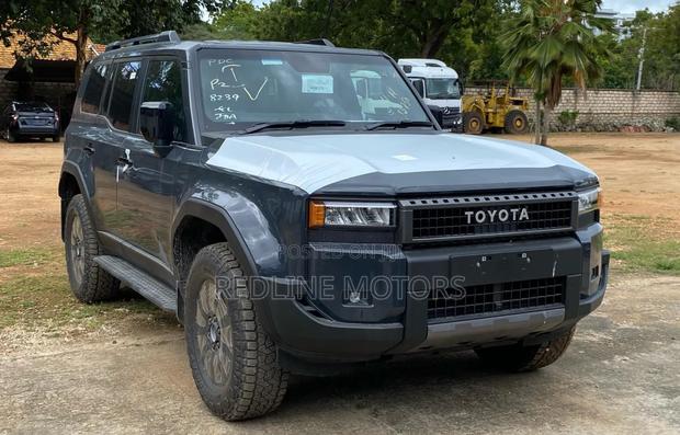 Toyota Land Cruiser Prado 2024 Gray
