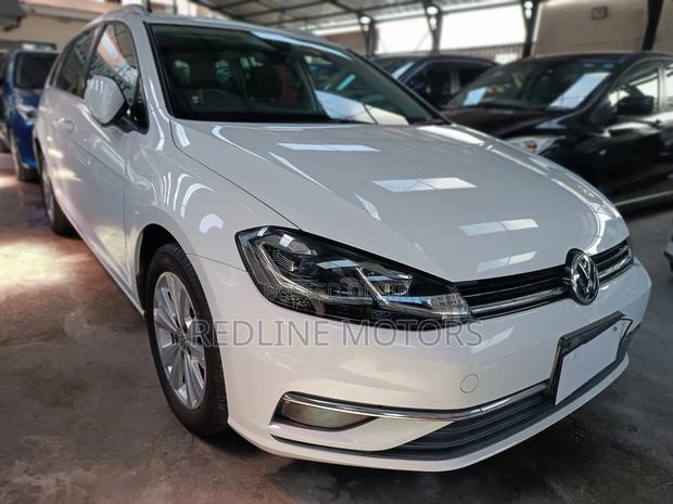 Volkswagen Golf 2017 Pearl