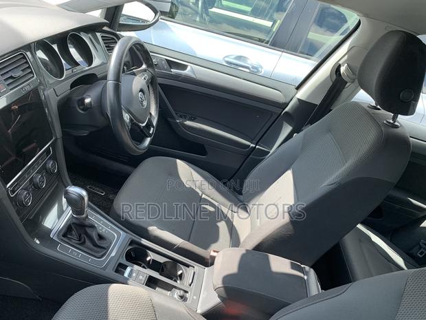 Volkswagen Golf TSI SE 4-Door FWD 2017 Black