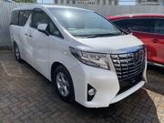 Toyota Alphard 2.5 Petrol FWD 2017 Off white for sale