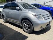 Toyota IST 2000 Silver for sale
