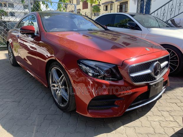 Mercedes-Benz E200 2017 Red