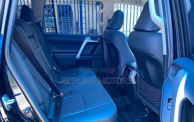 Toyota Land Cruiser Prado 2018 Black