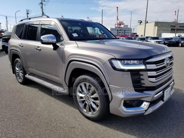 Toyota Land Cruiser 2023 Brown