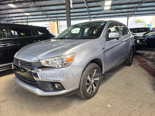 Mitsubishi RVR 2017 Silver