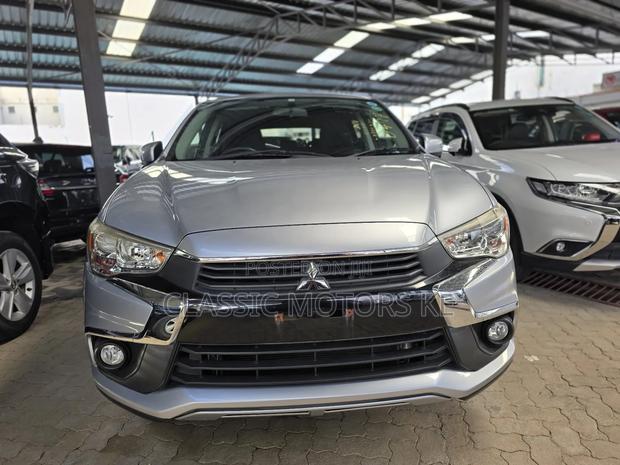 Mitsubishi RVR 2017 Silver