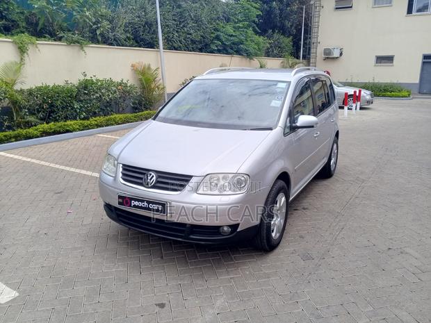 Volkswagen Touran 2007 Silver