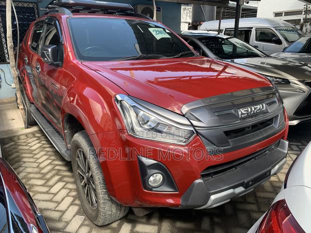 Isuzu D-MAX 2017 Red