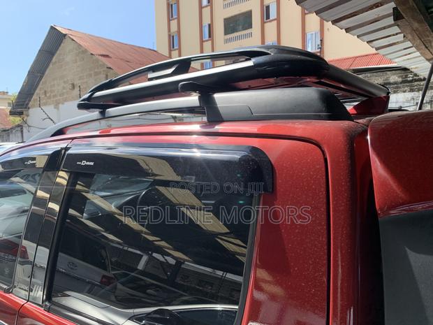 Isuzu D-MAX 2017 Red