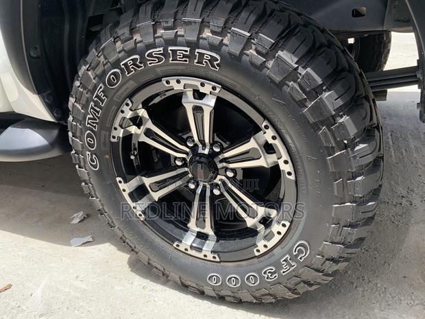 Toyota Hilux 2020 Pearl