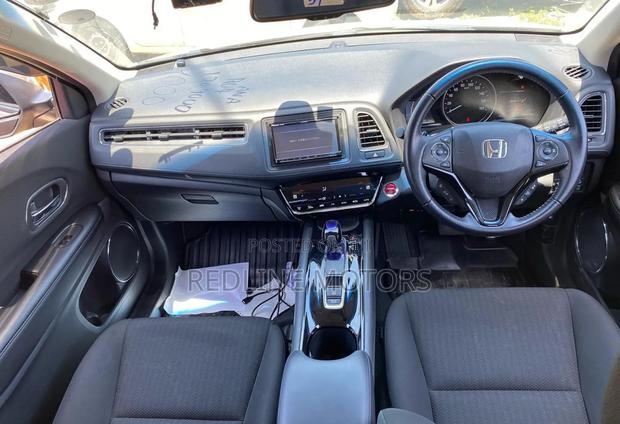 Honda Vezel 2017 Brown