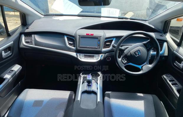 Honda Jade 2017 Silver