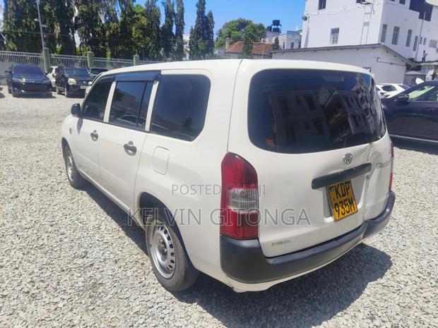 Toyota Probox 2017 White