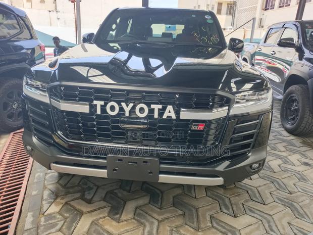 Toyota Land Cruiser 3.3 Diesel 4WD 2021 Black
