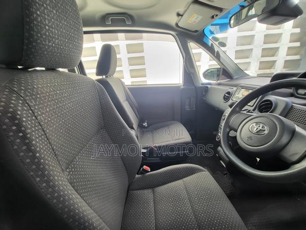 Toyota Spade 2017 Green