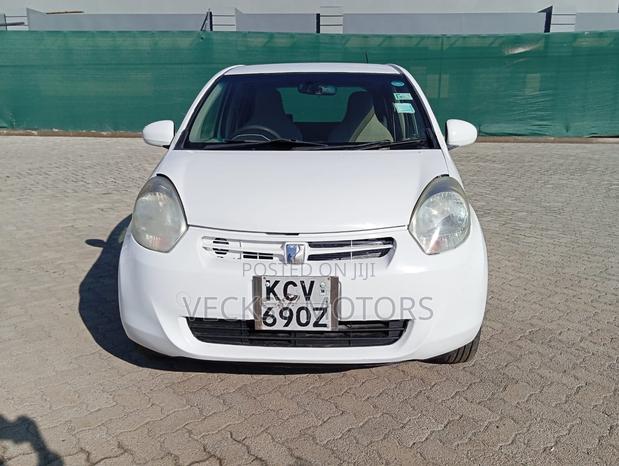 Toyota Passo 2012 White