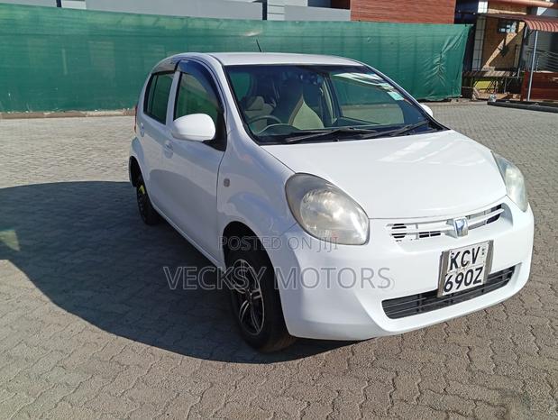 Toyota Passo 2012 White