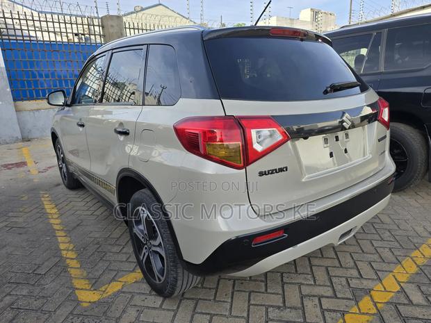 Suzuki Vitara 2018 Beige