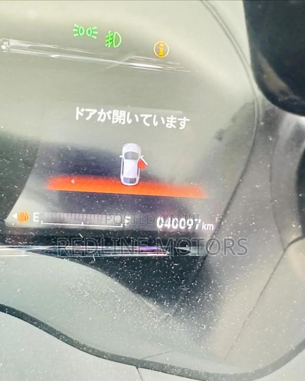 Honda Vezel 1.5 Hybrid 4WD 2018 Black