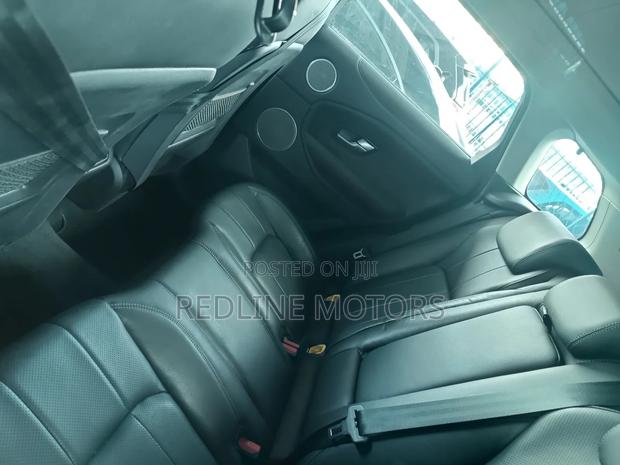 Land Rover Range Rover Evoque 2017 Pearl