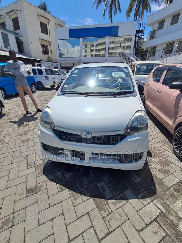 Daihatsu Mira 2017 White