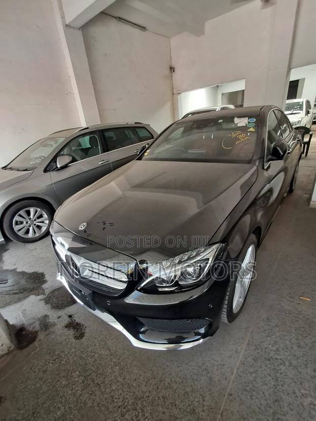Mercedes-Benz C200 2017 Black