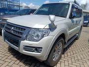 Mitsubishi Pajero V90 3.2 DI-D GL 2017 Pearl for sale