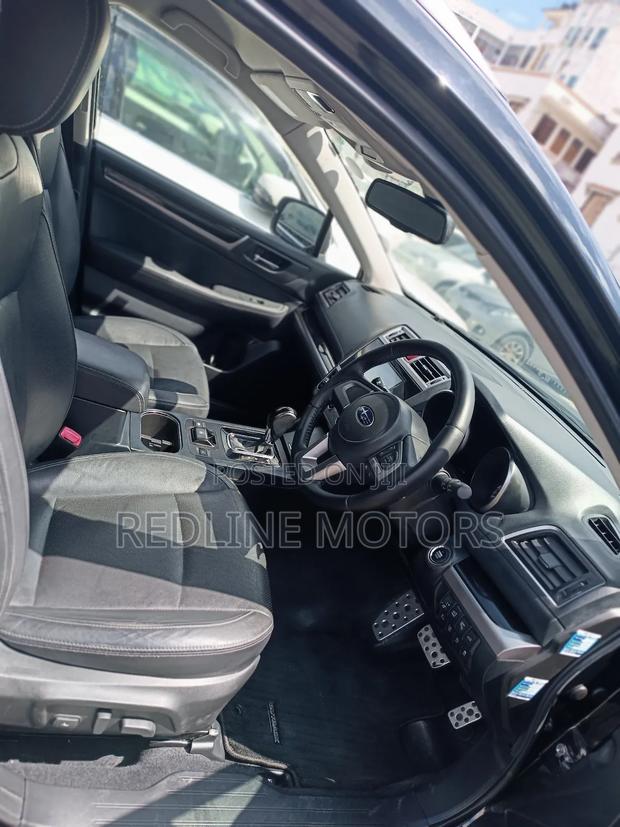 Subaru Outback 2.5i AWD 2017 Matt Black