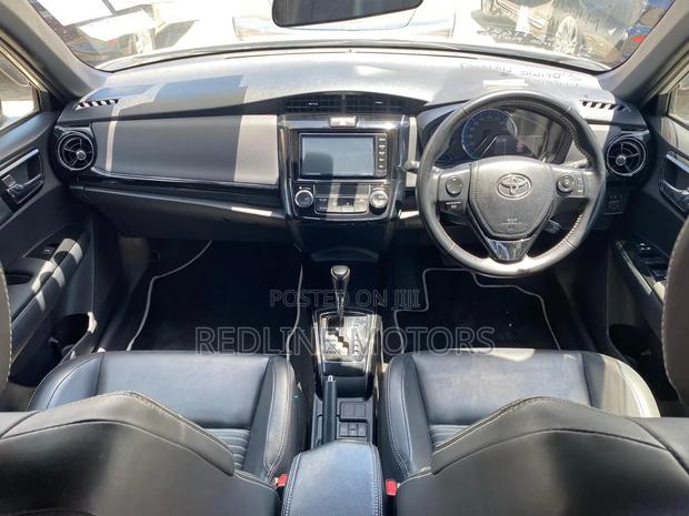 Toyota Corolla Fielder 1.5 Petrol AWD 2017 Pearl