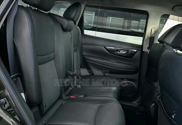 Nissan X-Trail 2.0 Petrol AWD 2018 Matt Black