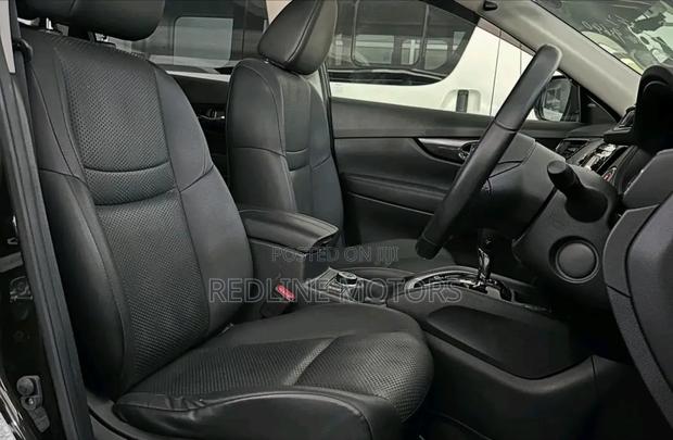 Nissan X-Trail 2.0 Petrol AWD 2018 Matt Black
