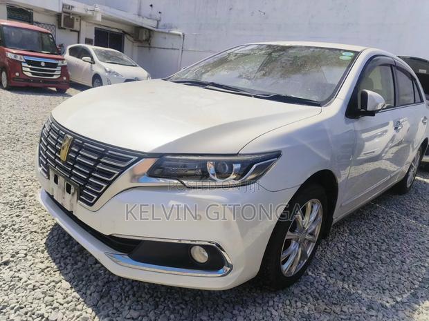 Toyota Premio 2017 White