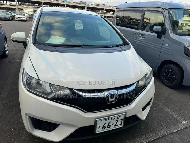 Honda Fit 2017 White