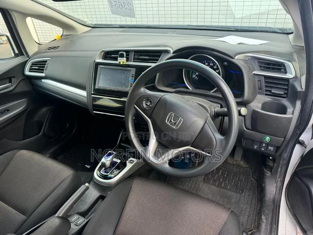 Honda Fit 2017 White