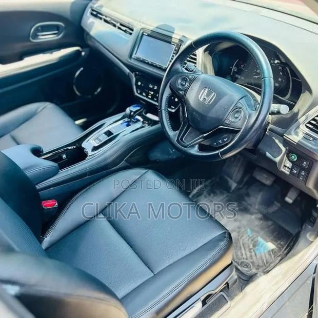 Honda Vezel 1.5 2WD 2017 Black