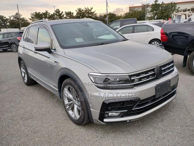 Volkswagen Tiguan 2018 Gray