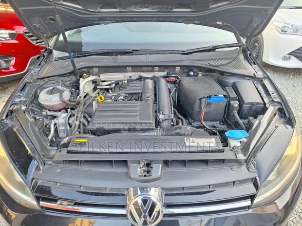 Volkswagen Golf 2017 Black