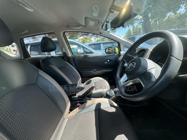 Nissan Note 2017 Yellow