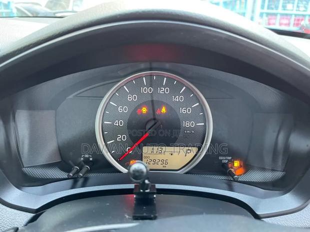 Toyota Axio 1.5 G 2WD 2017 Silver