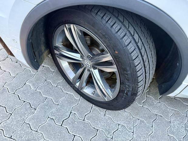 Volkswagen Tiguan 2019 White