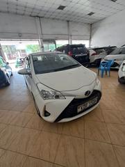 Toyota Vitz 1.3 AWD 5dr 2017 White for sale