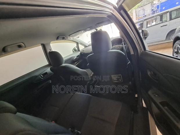 Toyota Wish 2017 Gray