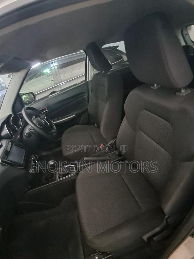 Suzuki Swift 2017 Gray