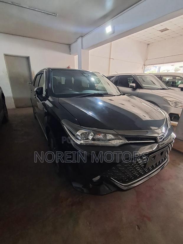 Toyota Corolla Fielder 1.5 Petrol AWD 2017 Black