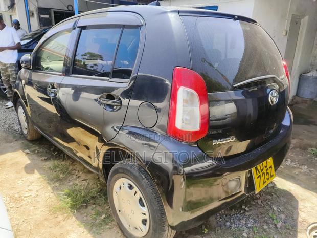 Toyota Passo 2014 Black