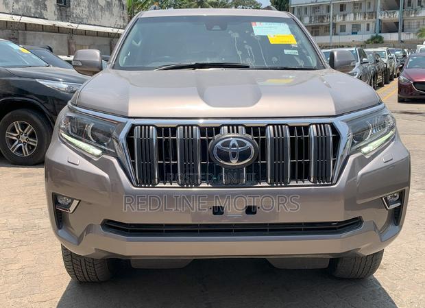 Toyota Land Cruiser Prado 2.8 2018 Ivory