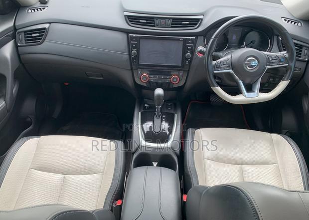 Nissan X-Trail 2017 White
