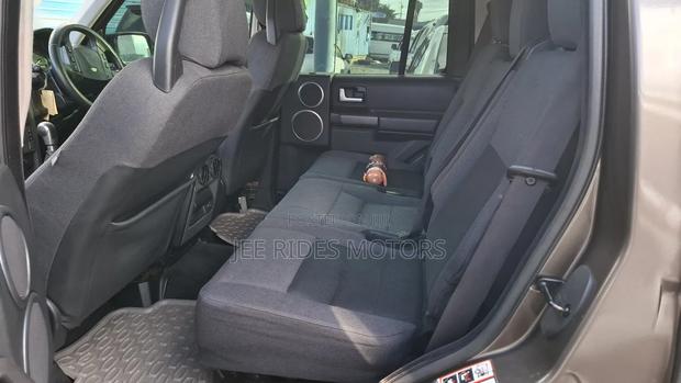 Land Rover Discovery 2014 Gray