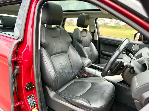 Land Rover Range Rover Evoque 2017 Red